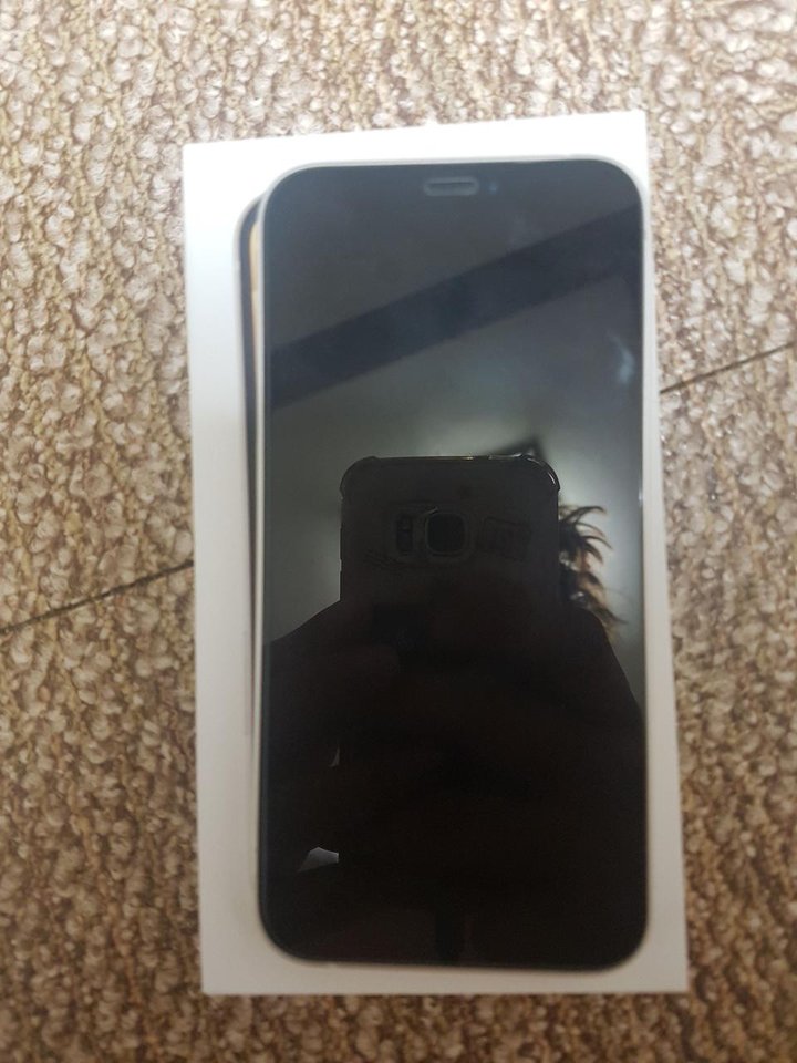 아이폰12미니64G팔아요(화이트) | 세컨웨어(헬로마켓)