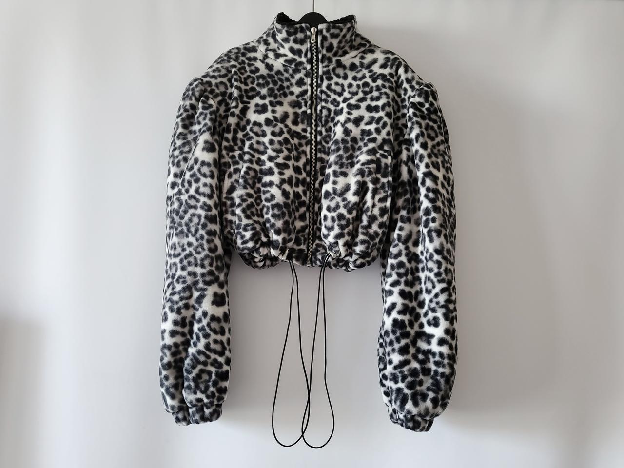 [덤블안감]호피 퍼프 후리스 크롭 점퍼