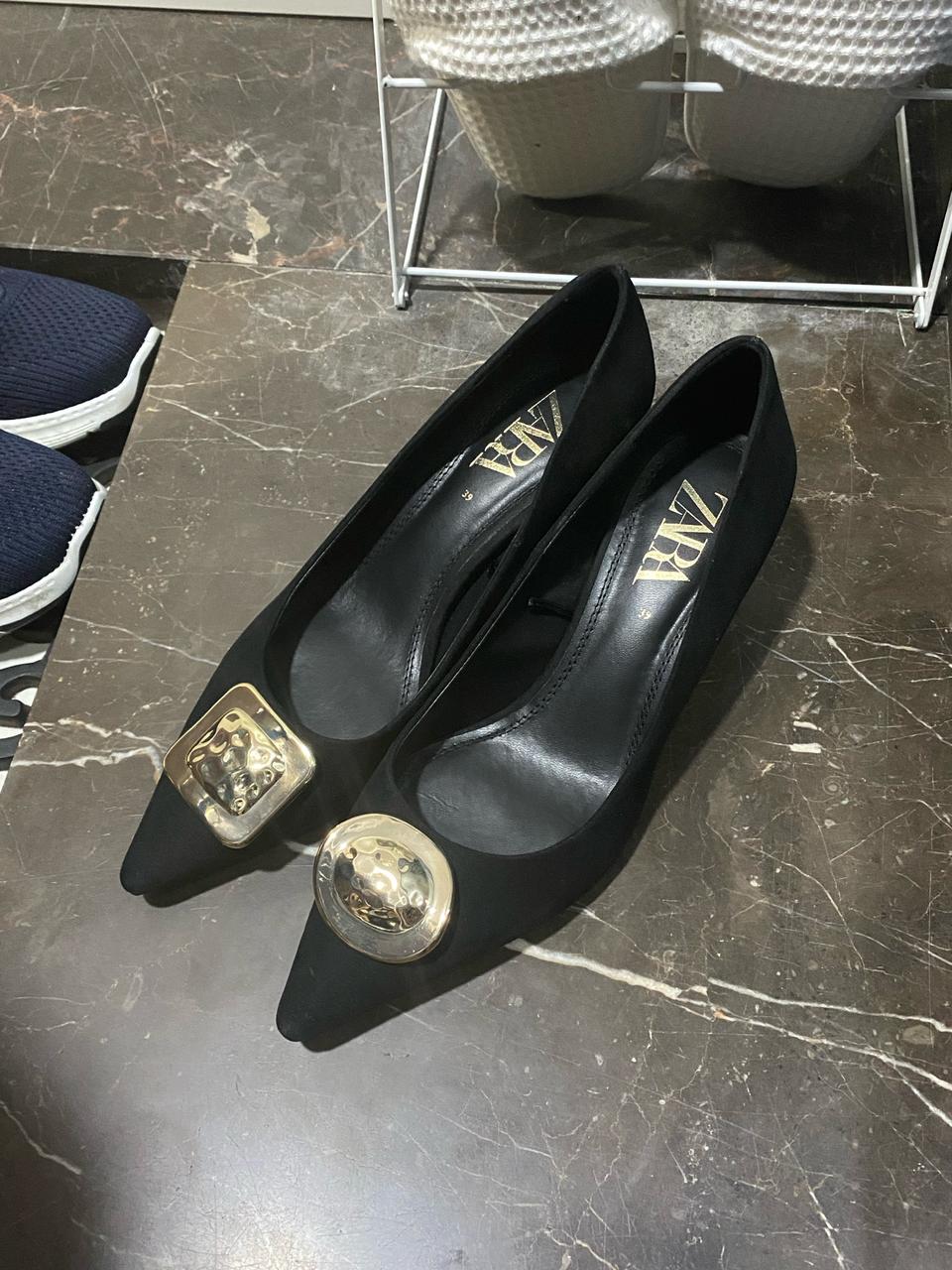 자라 스웨이드펌프스 250 택포