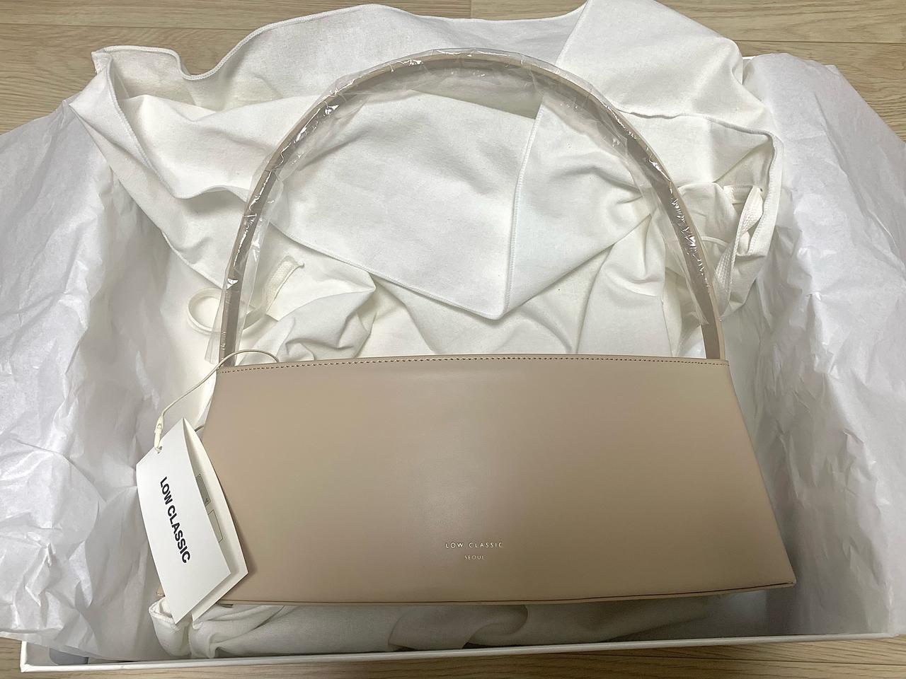 (새상품) 로우클래식 커브백 39.8만->23만