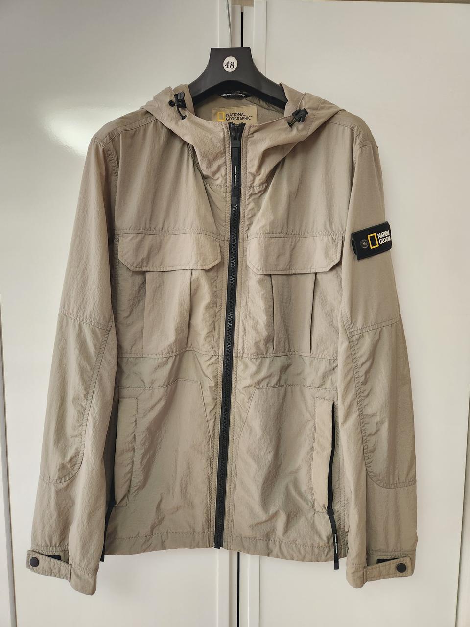 내셔널지오그래픽 바람막이105/상태우수