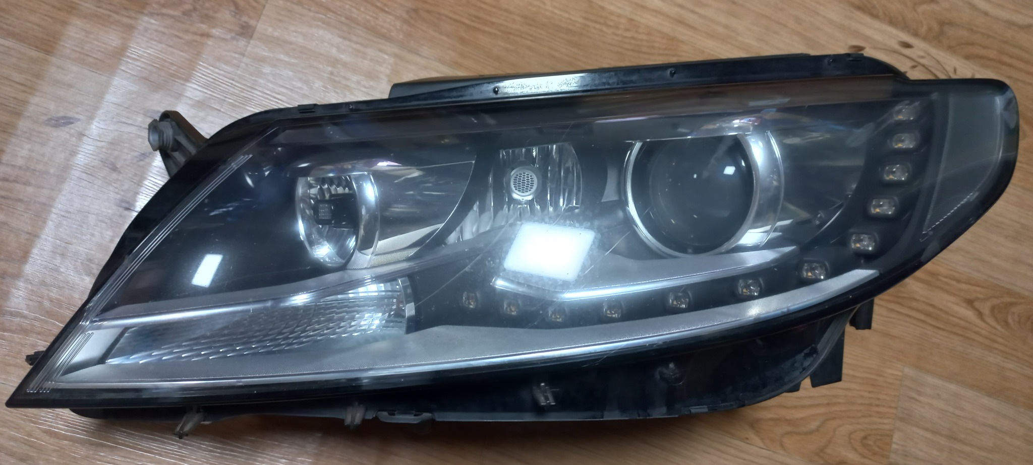 폭스바겐. cc라이트.cc전조등.cc헤드라이트