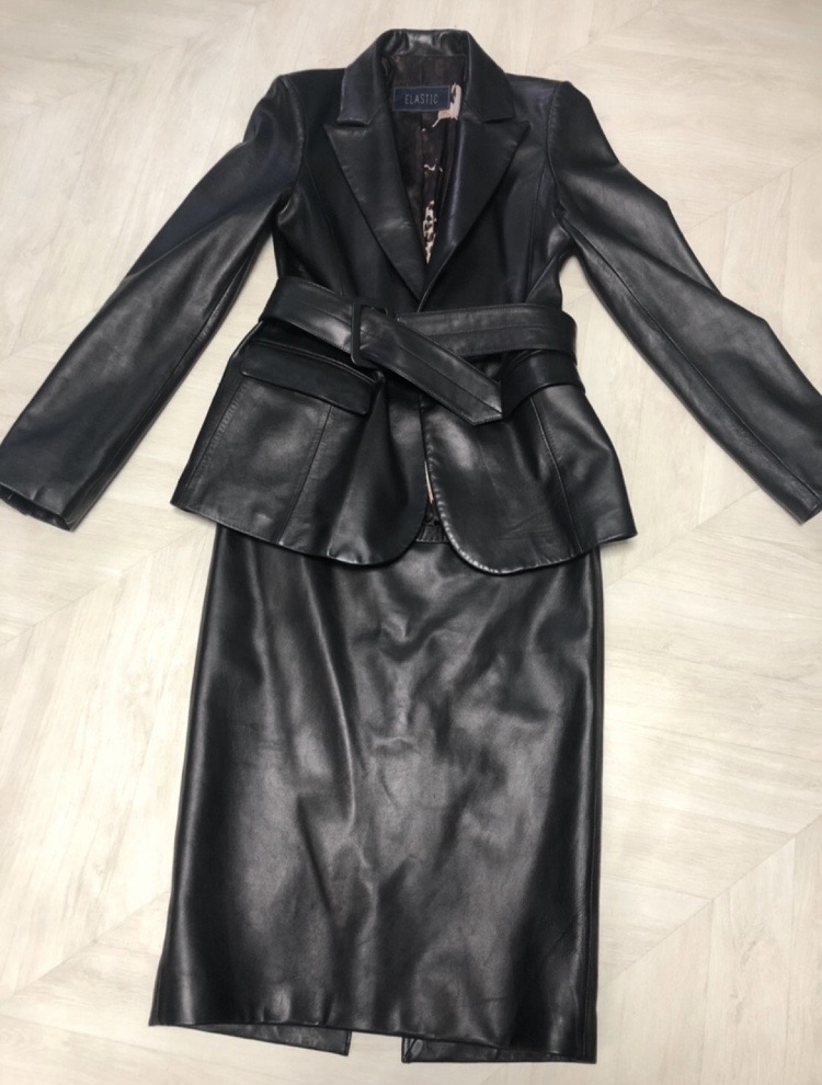 명품양가죽 투피스정장(55-66사이즈)