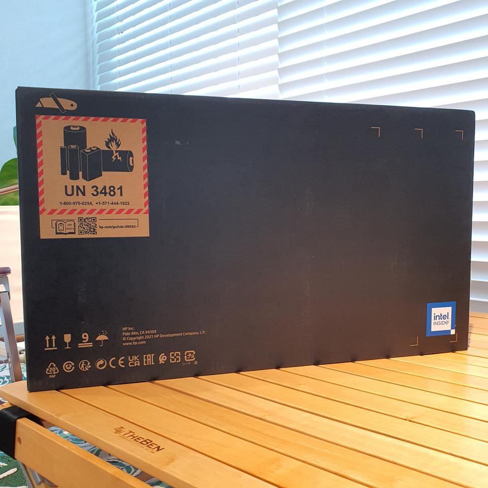 빅터스16 3050/i5-12/8G/256G 미개봉 게이밍노트북