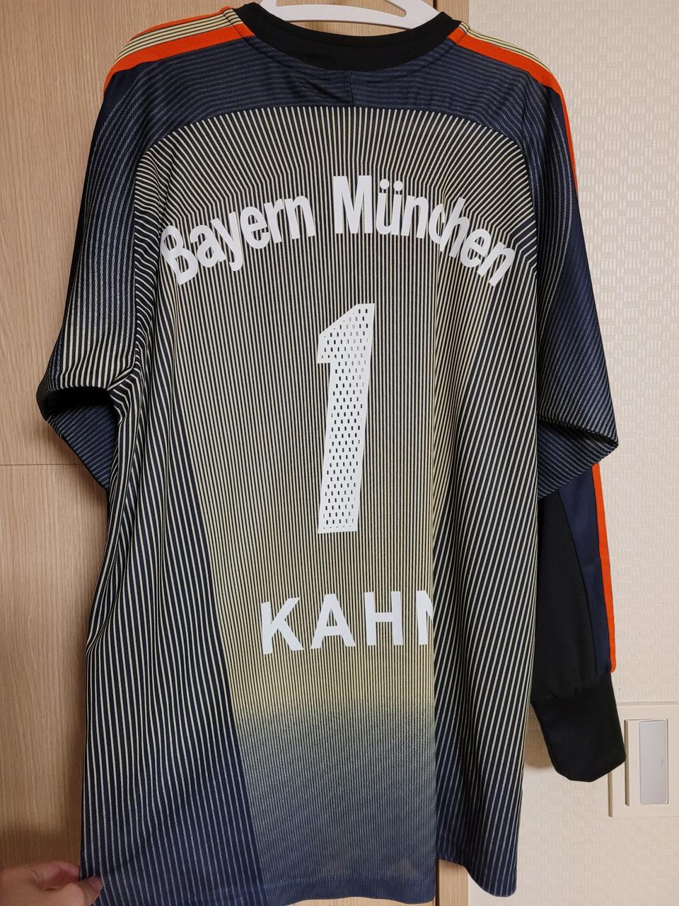 03-04 바이에른 뮌헨 골키퍼 올리버칸 유니폼