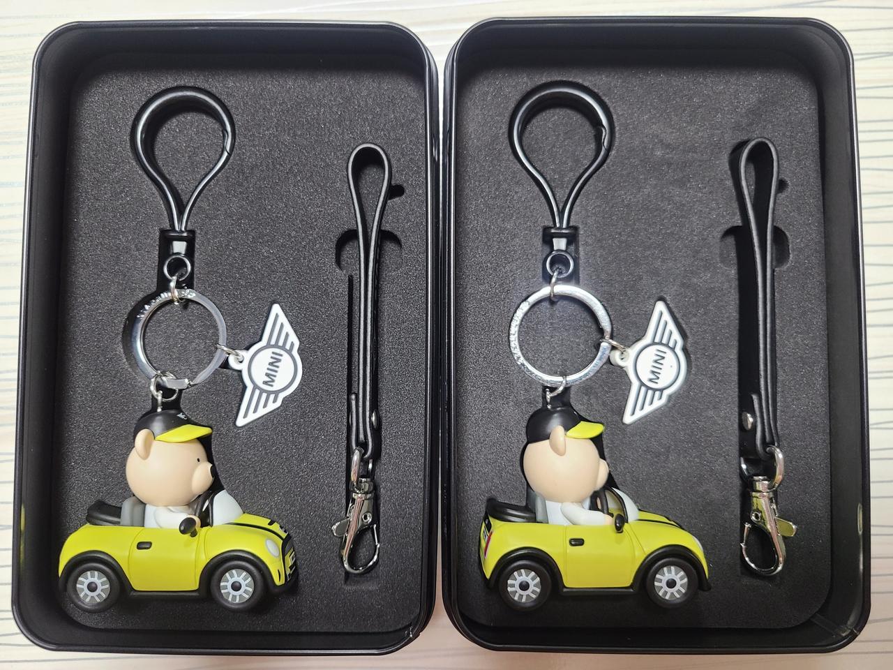 미니쿠퍼 키링 한정판입니다새거에요~(2개)
