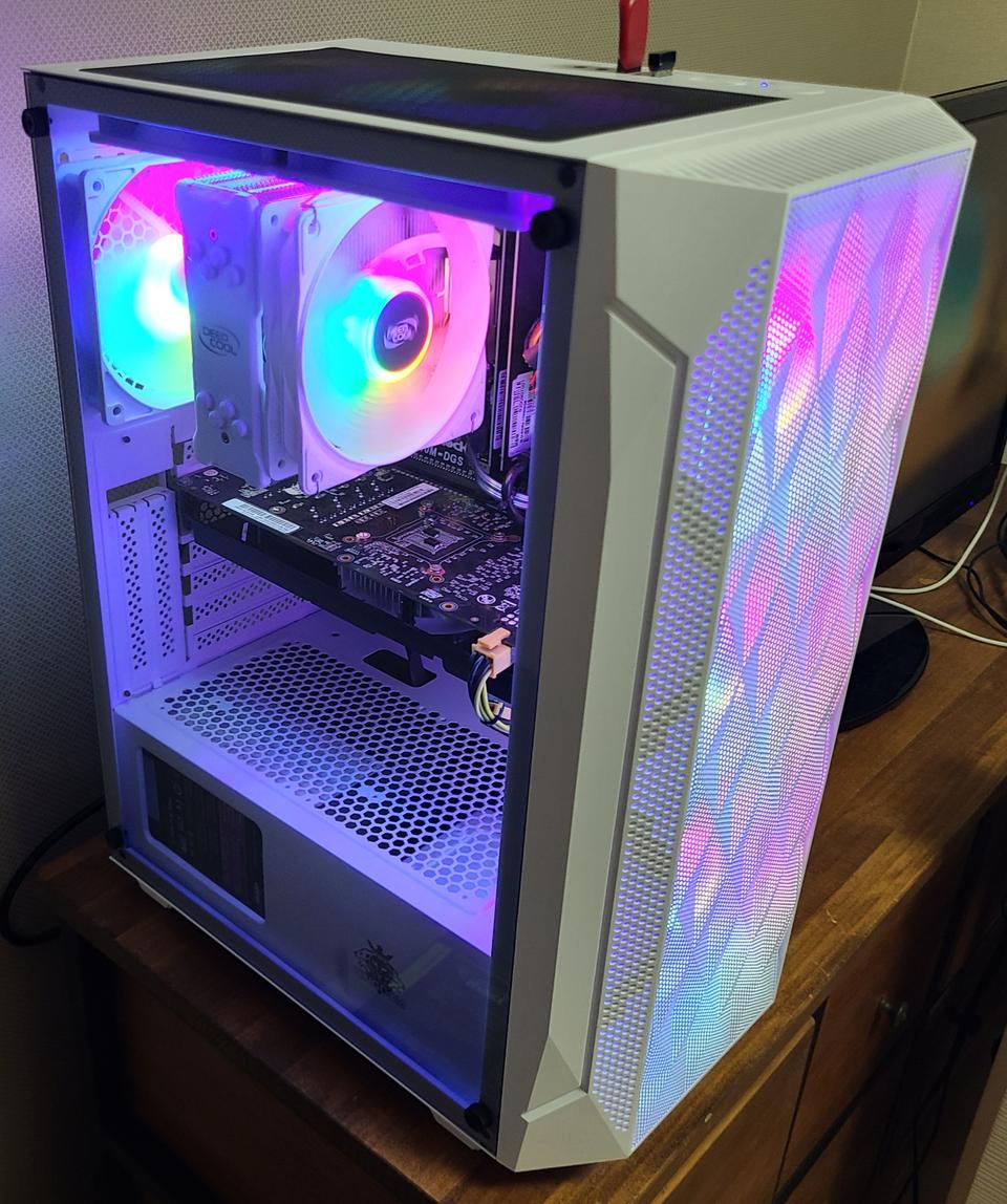 i5 6600(6세대),gtx1060 게이밍컴퓨터팝니다.