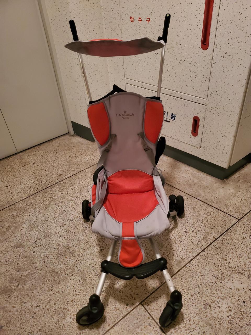 라스깔라 베르디 유모차