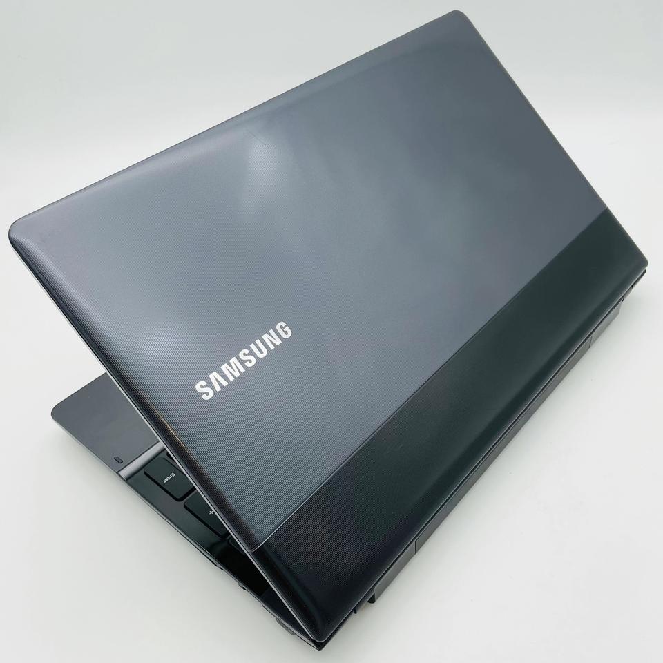 i5 3세대 램8기가 SSD128 + HDD500 삼성15인치 노트북