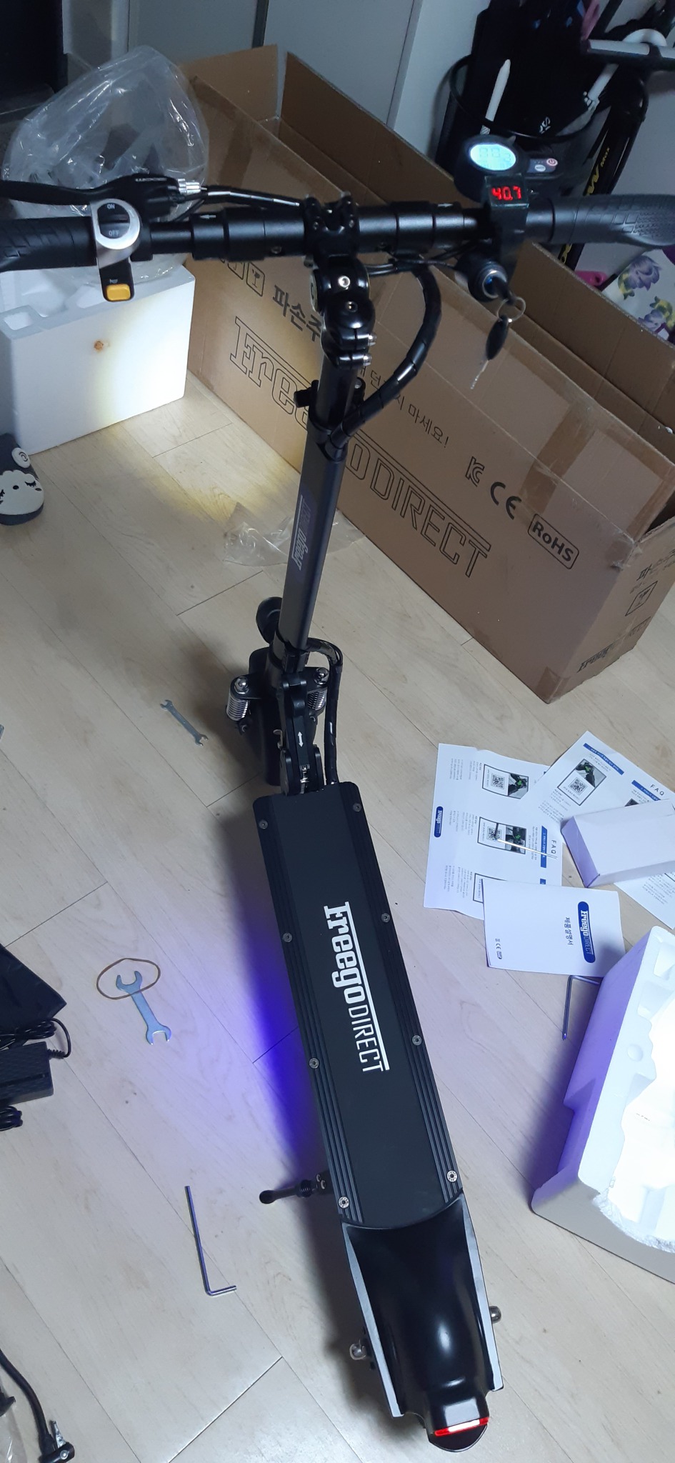 프리고다이렉트 전동킥보드팝니다