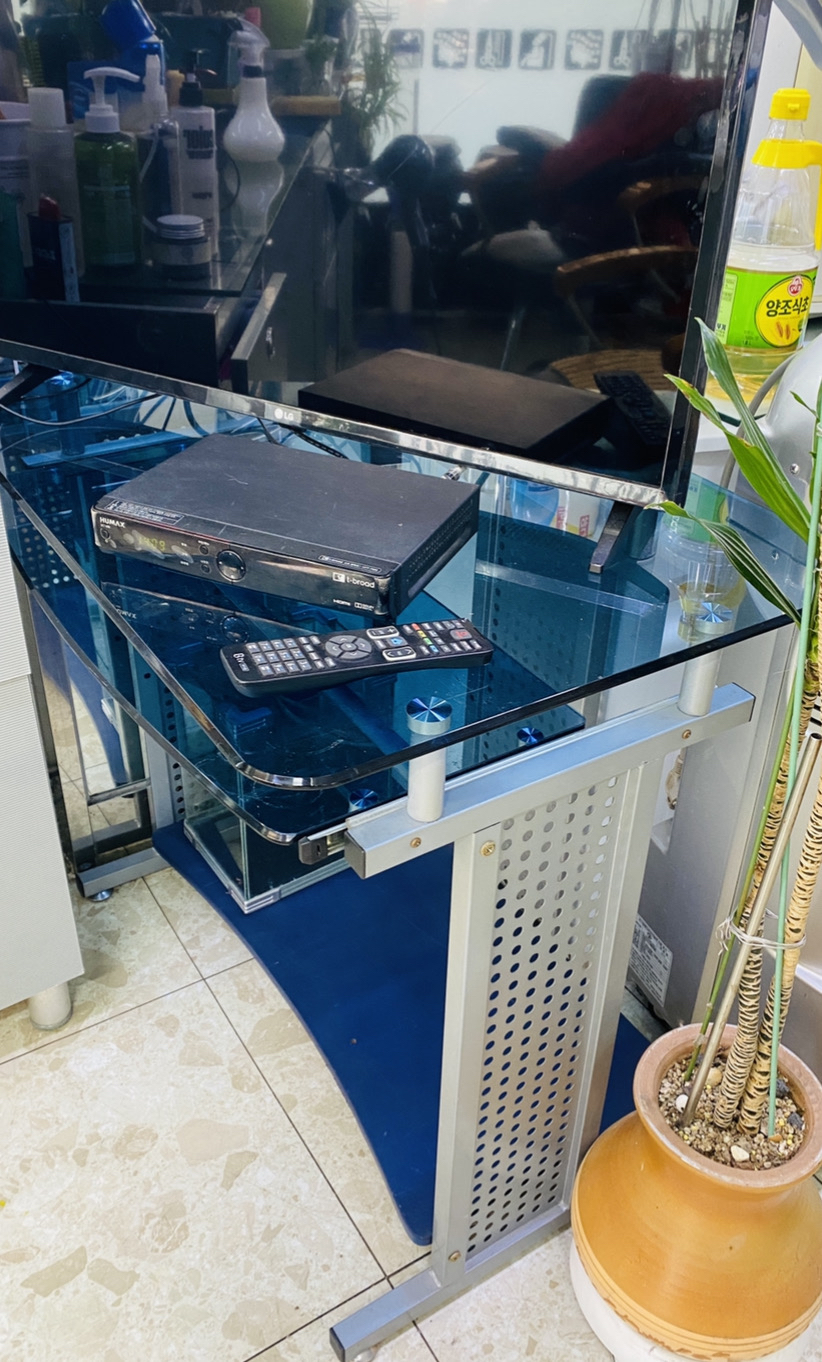 티비다이 및 컴퓨터 테이블 책상 7만
