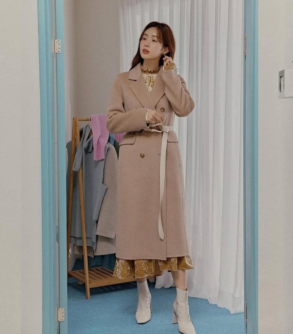 온앤온 벨벳 원피스 차정원 착용