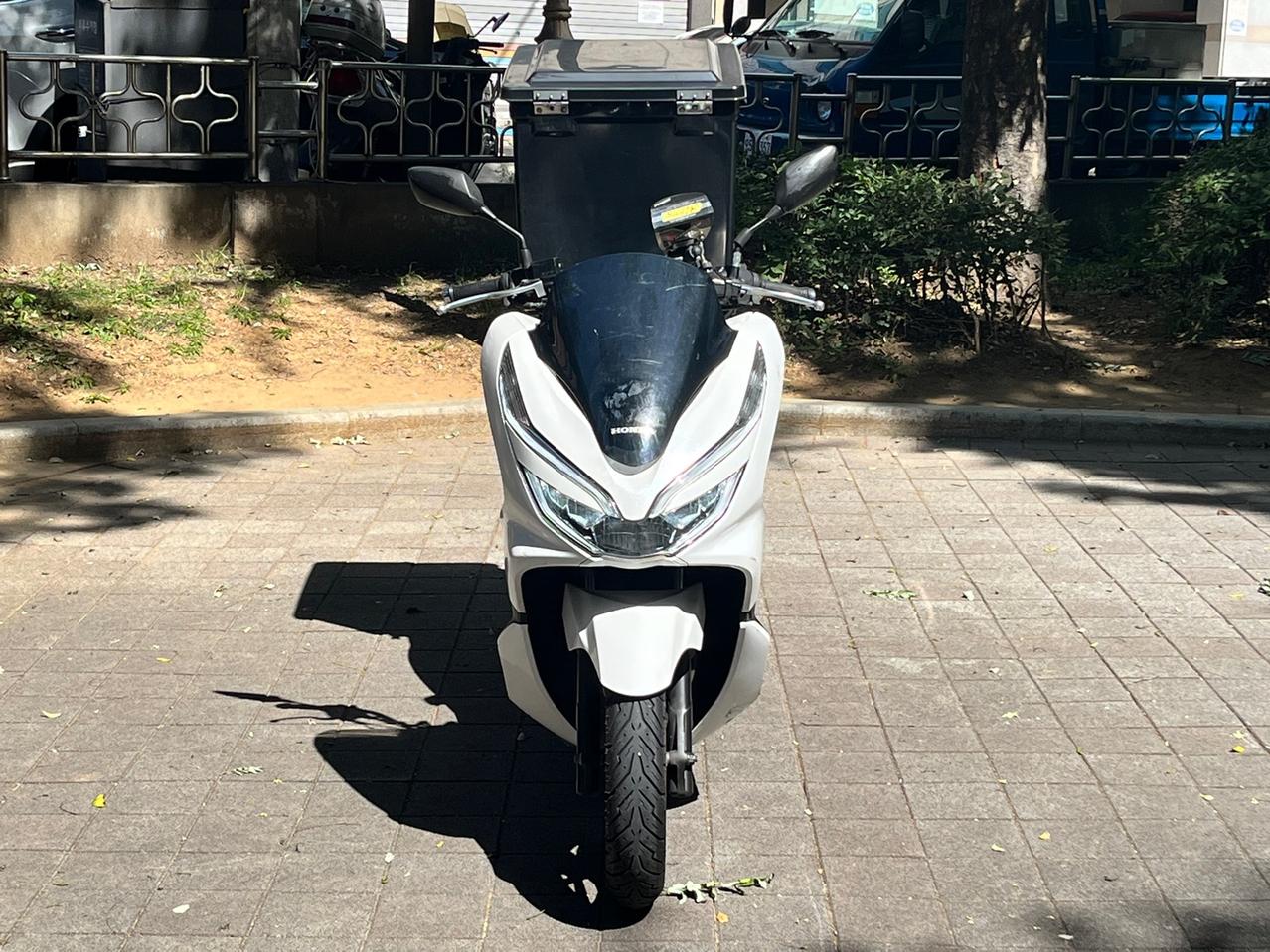 PCX 배달세팅 컨디션 매우 양호한 차량 저렴하게 판매합니다.