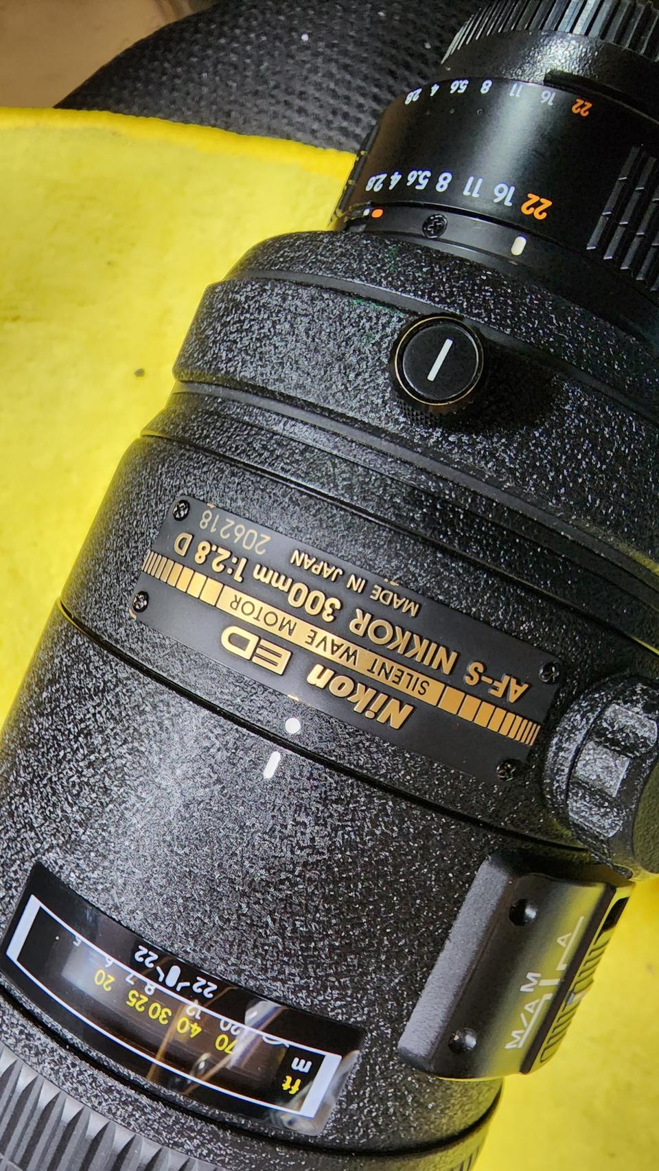 AF-s 300mm f2.8d