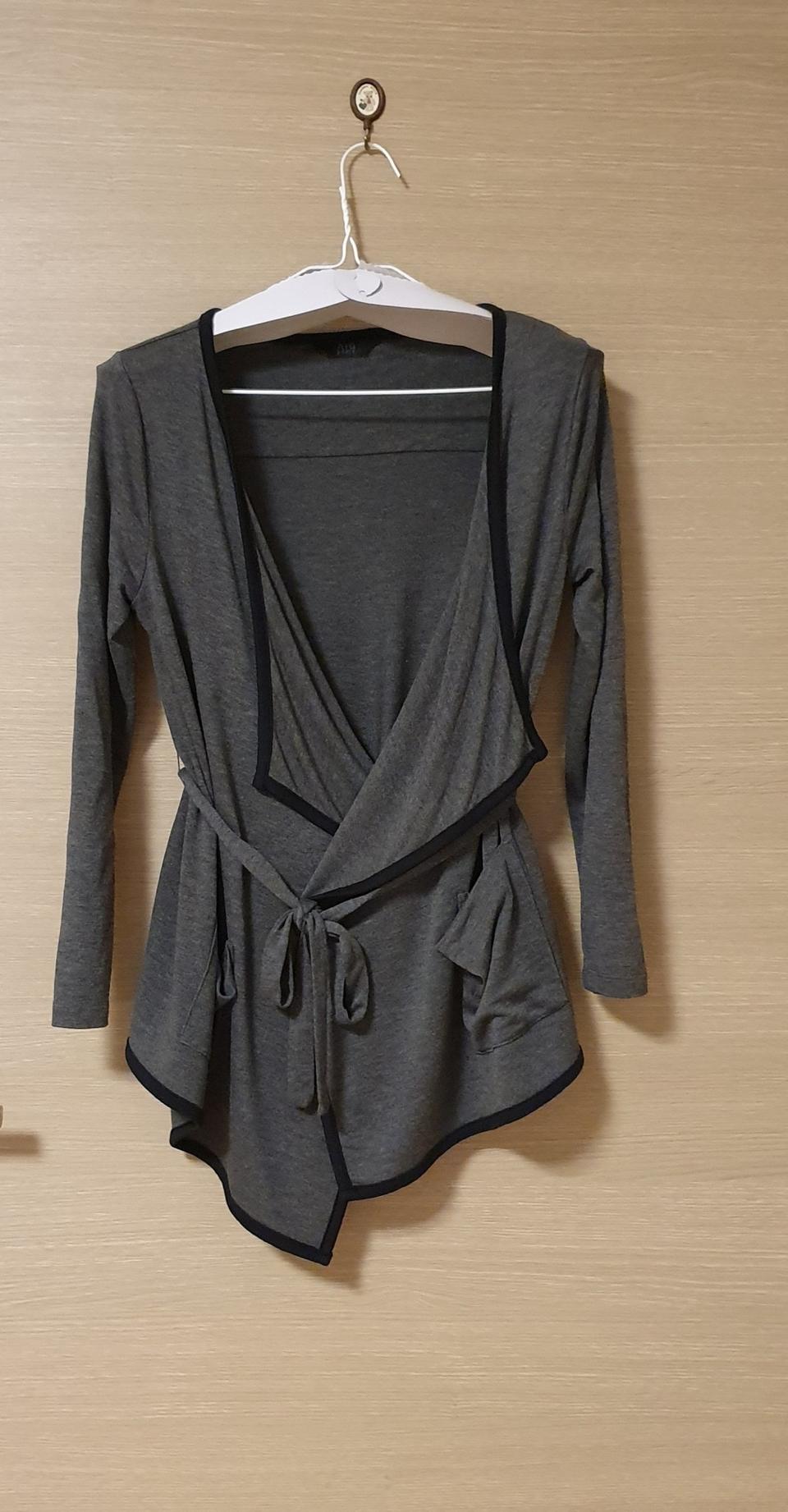 A+G 엣지 가디건 새거