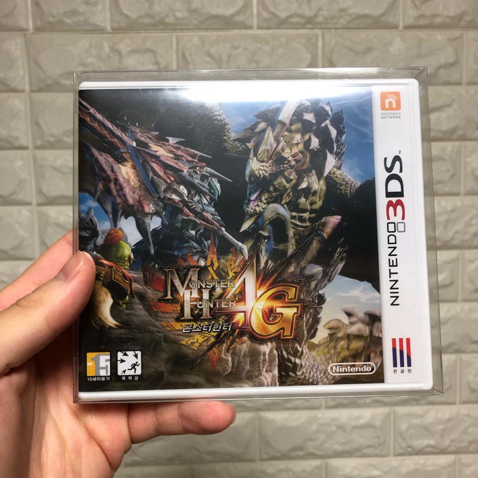 닌텐도 3ds 몬스터헌터 4G 미개봉 판매합니다.