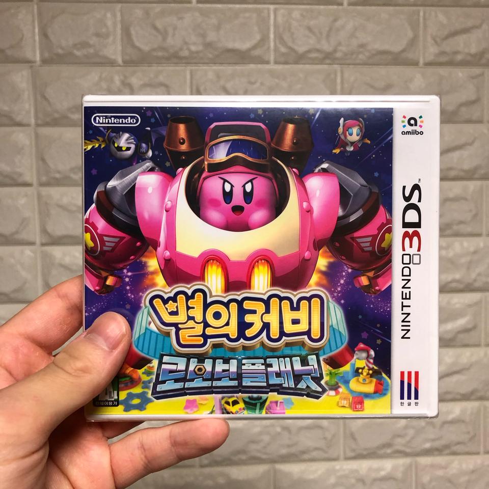 닌텐도 3ds 별의 커비 로보보플래닛 미개봉 판매합니다.