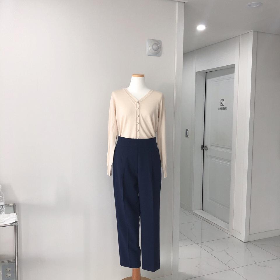 (세트가격)네이비 슬랙스+아이보리 니트