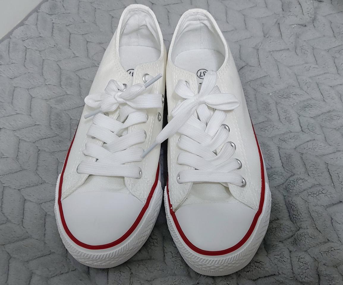 여성 단화 (화이트)