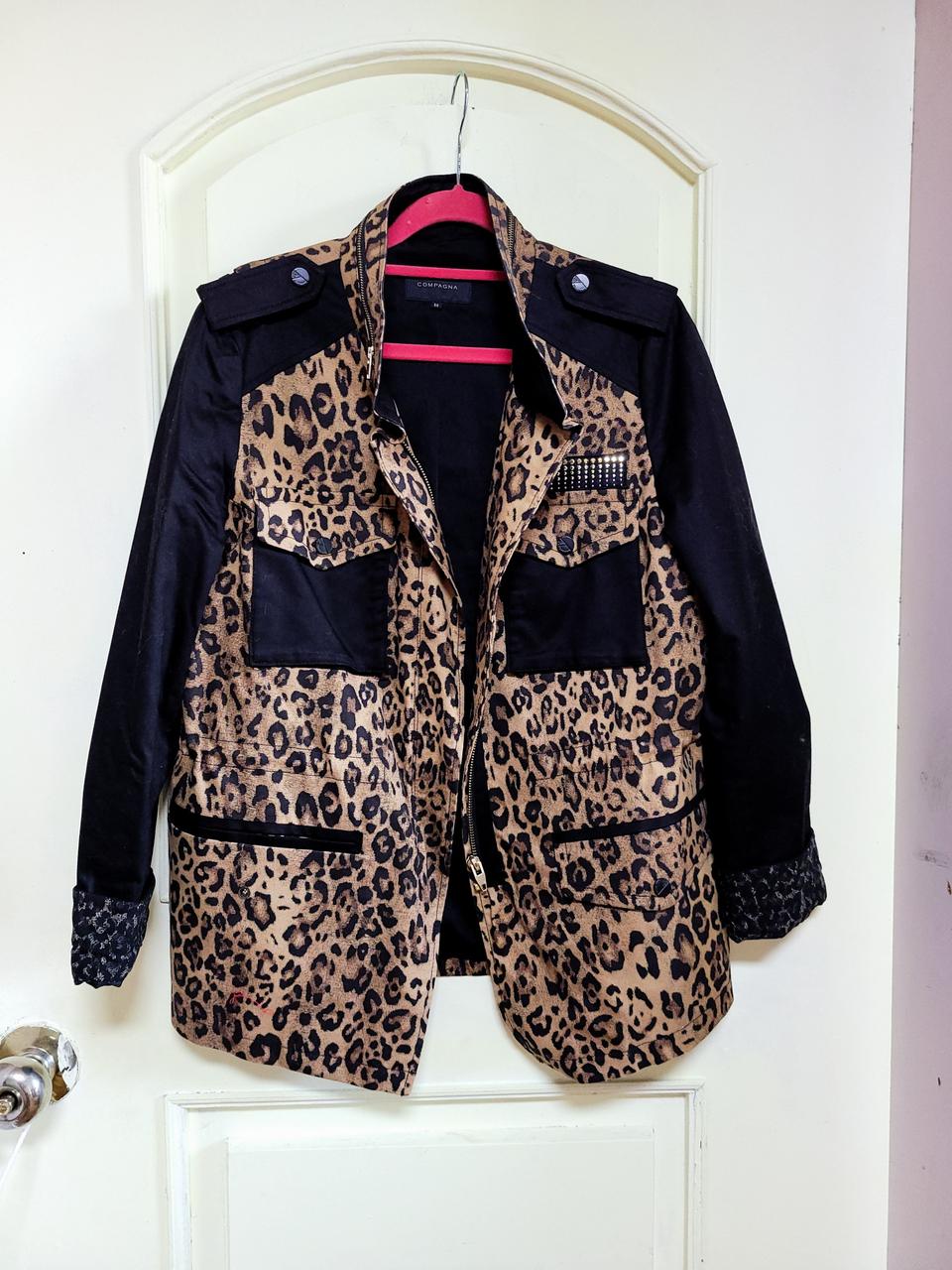 레오파드야상자켓