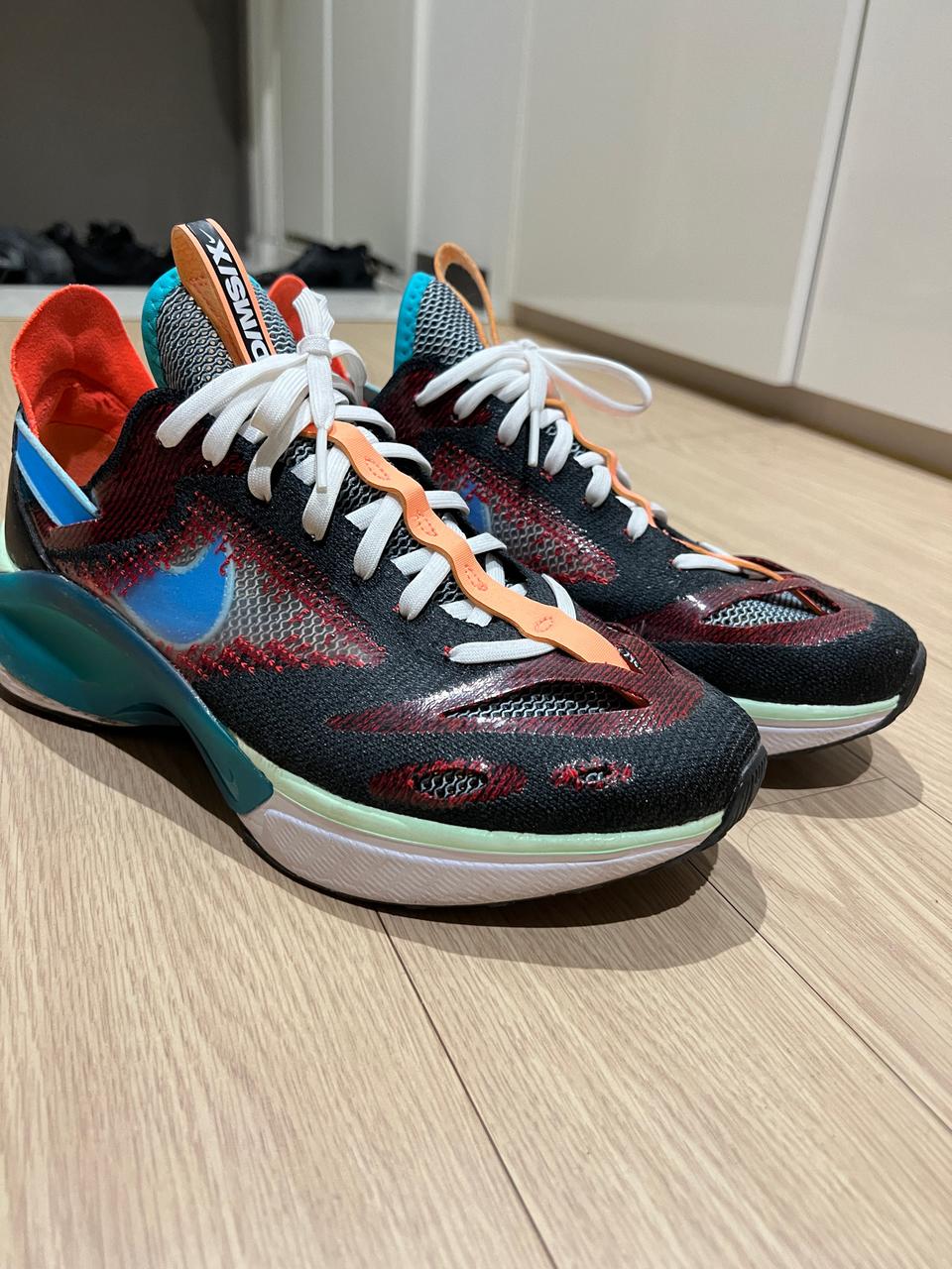 270) 나이키 딤식스 AT5405-001