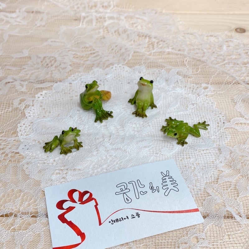 (새상품) 장식품 : 미니어쳐 개구리 모임