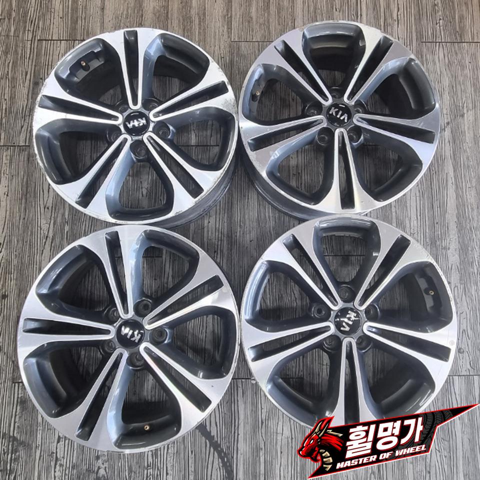 기아 K3 17인치 순정 중고휠 한대분