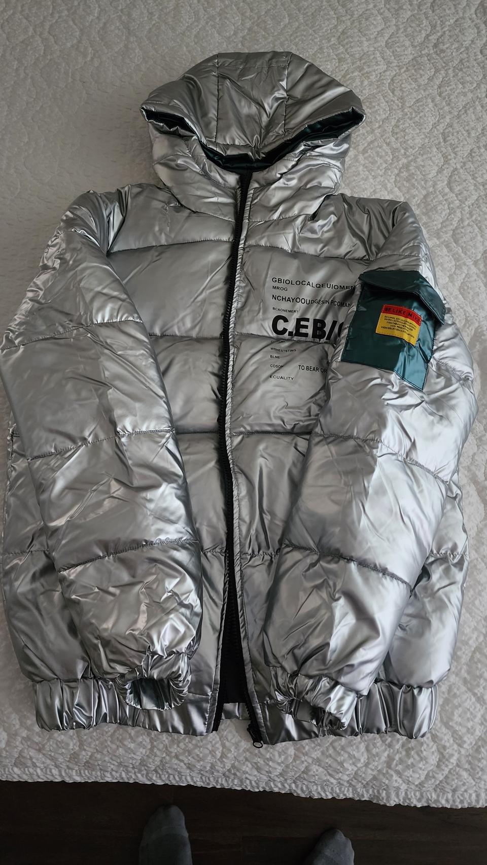 (남성) 은색 파카