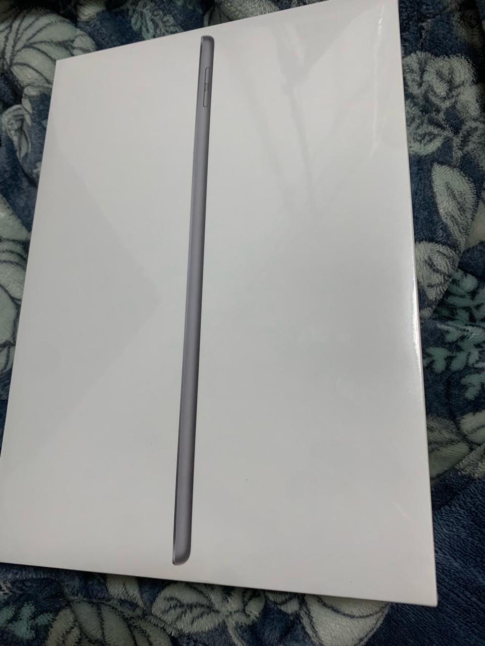 아이패드 9세대 미개봉