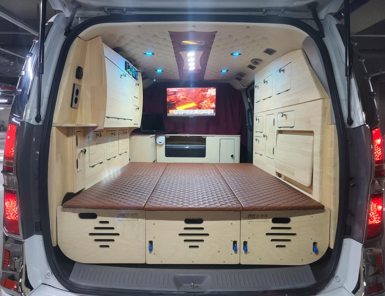 캠핑카 스타렉스 풀옵션