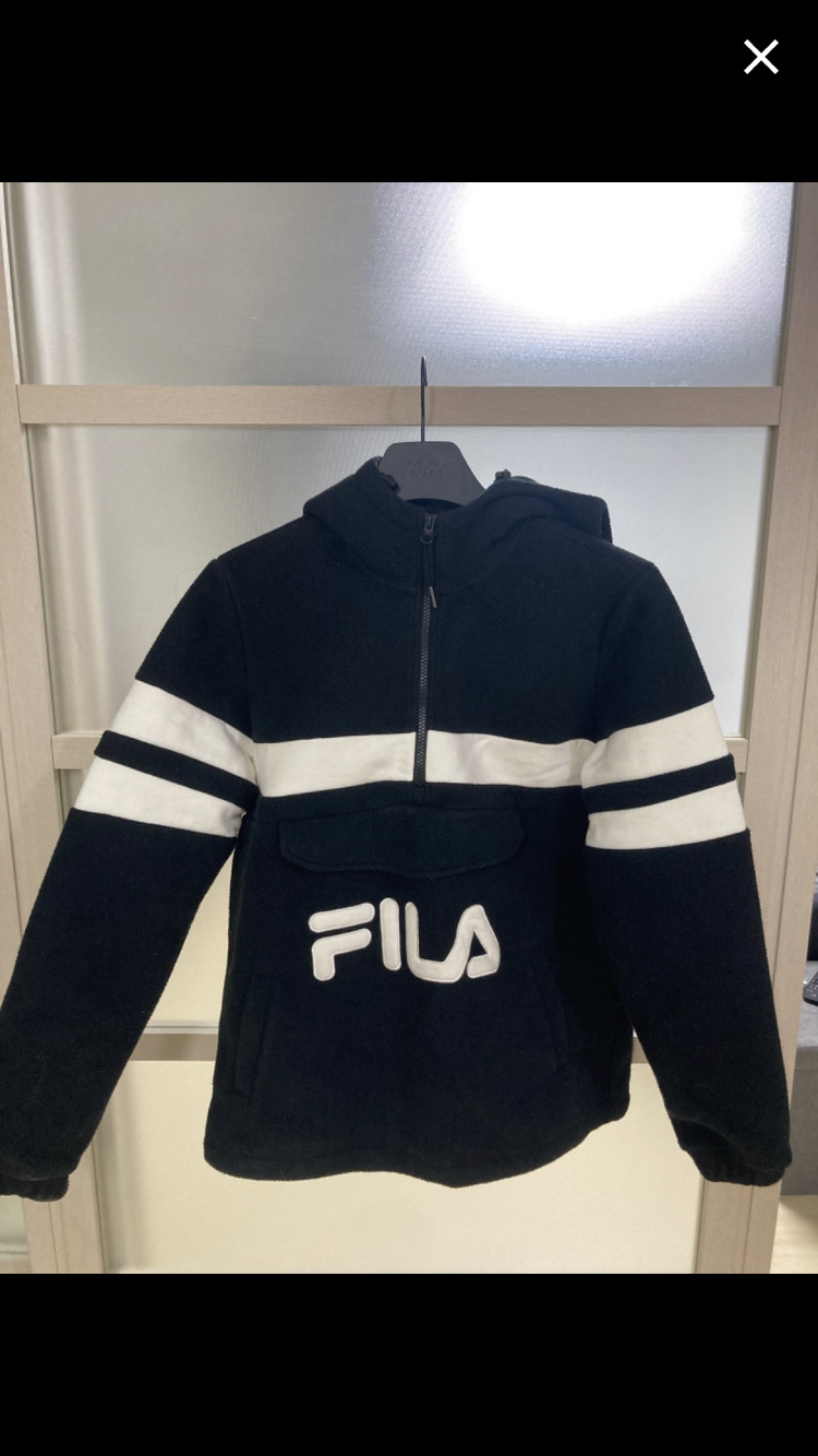 필라 아노락 팝니다.