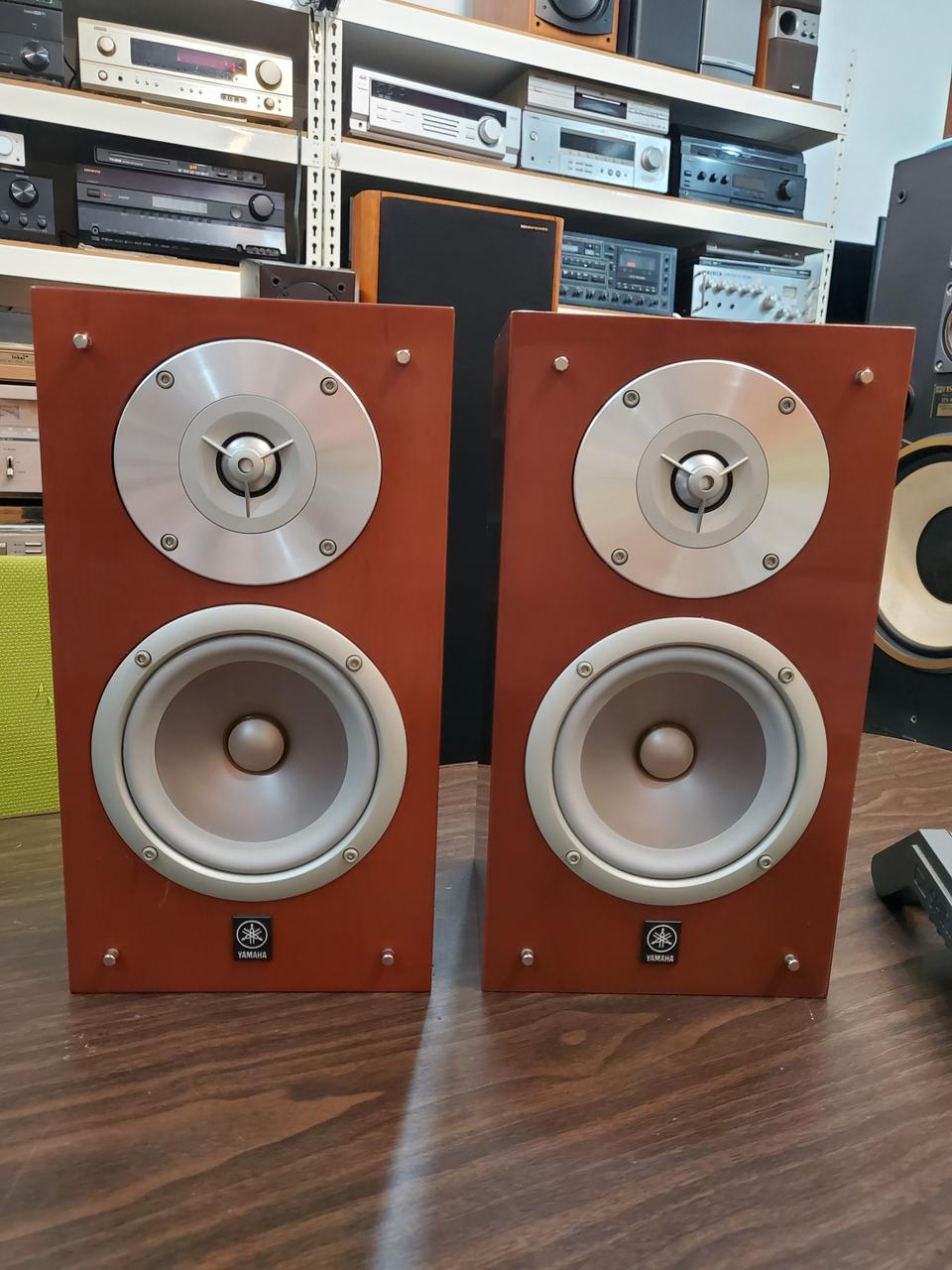 야마하북쉘프스피커