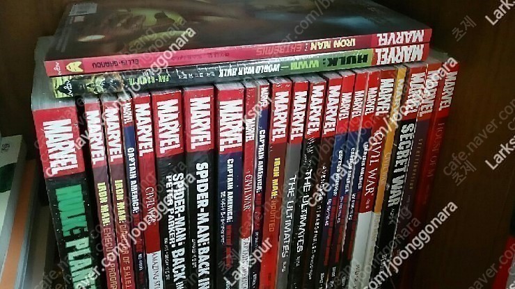 시공사 마블 코믹스 정발본+어벤져스 블루레이+아이언맨 엽서북+아트북 외