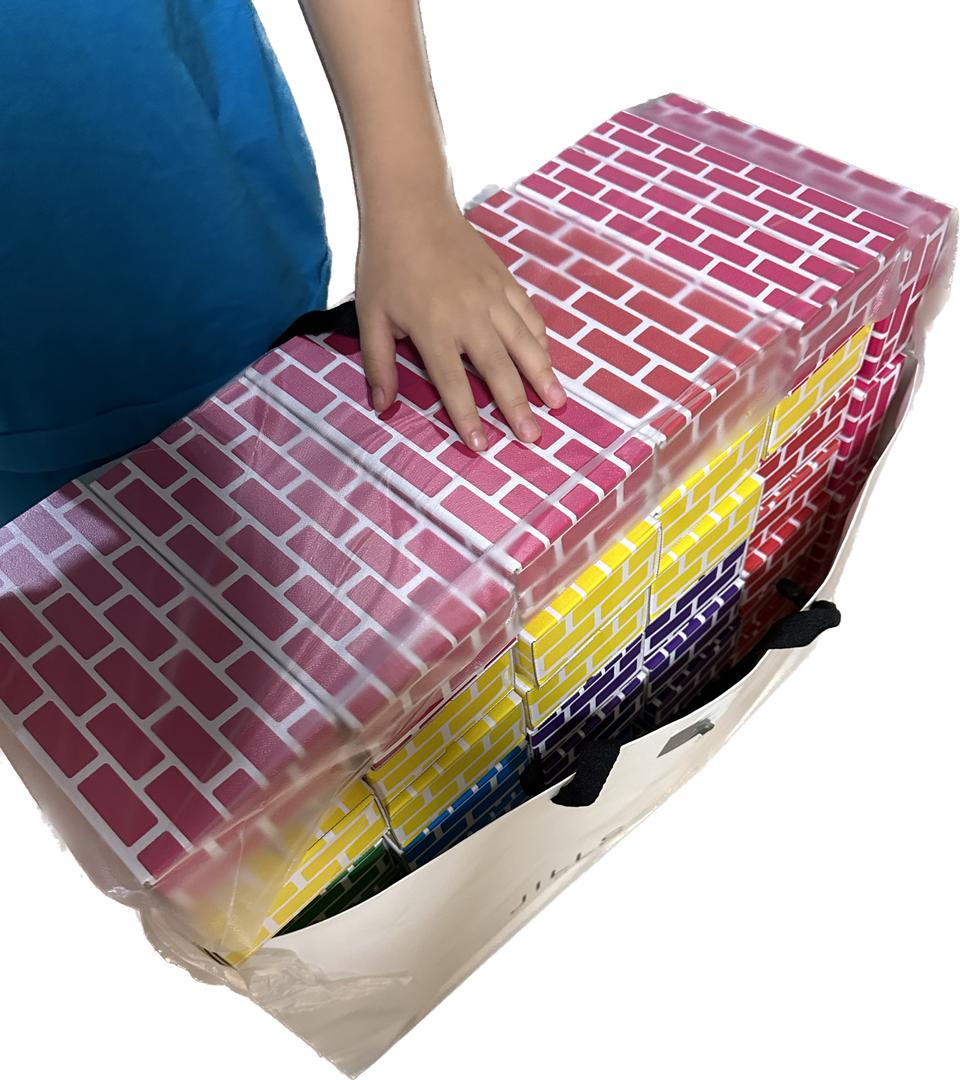 아하토이 종이 벽돌블록 55개