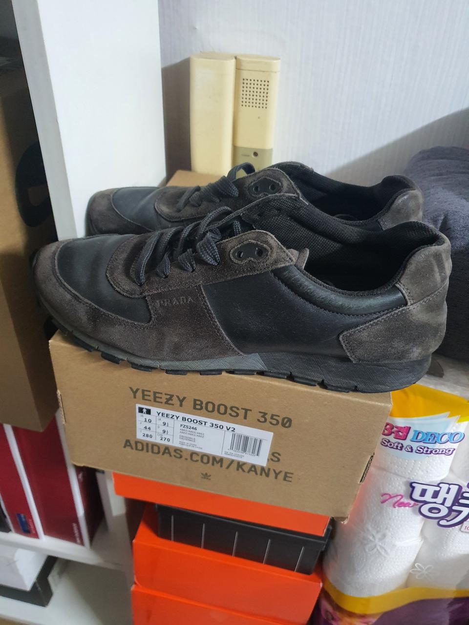 프라다 스웨이드 스니커즈 팝니다