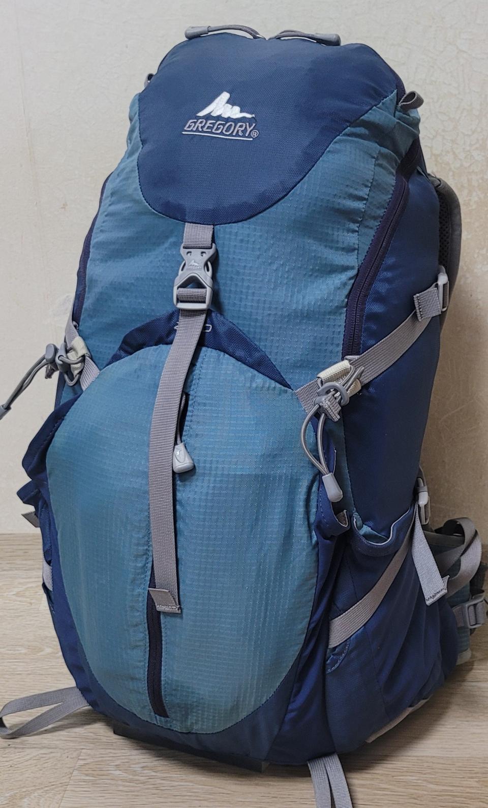 그레고리 GREGORY Z30 등산배낭 여행캠핑백팩 세컨웨어(헬로마켓)