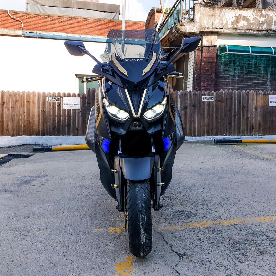 xmax300 2017년식 a급튜닝차량 판매중