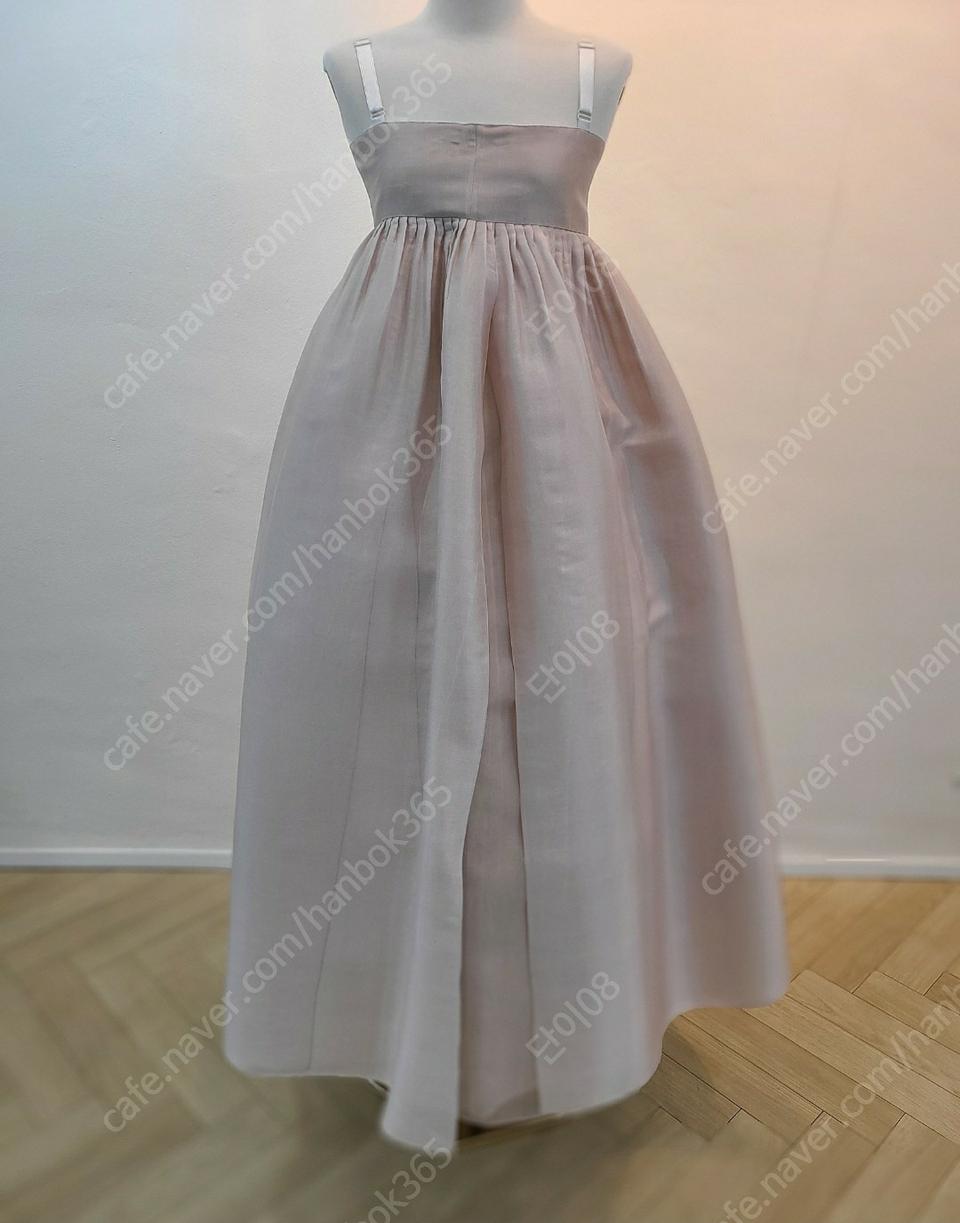 한복 본견 갈래치마 2종 팝니다. 각 6만원