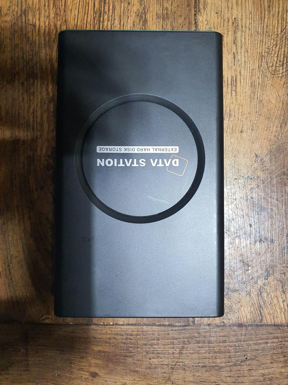 1테라 외장하드및케이스