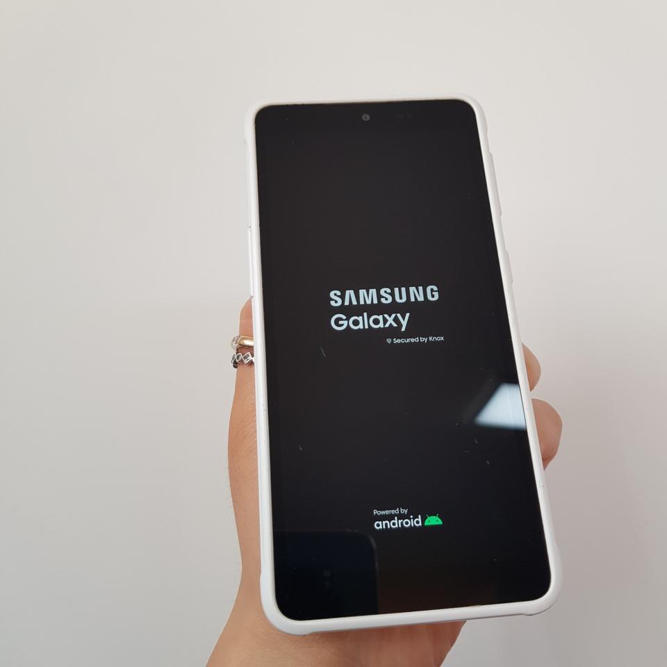 [당일출고] 갤럭시 엑스커버5 화이트 64기가 판매합니다