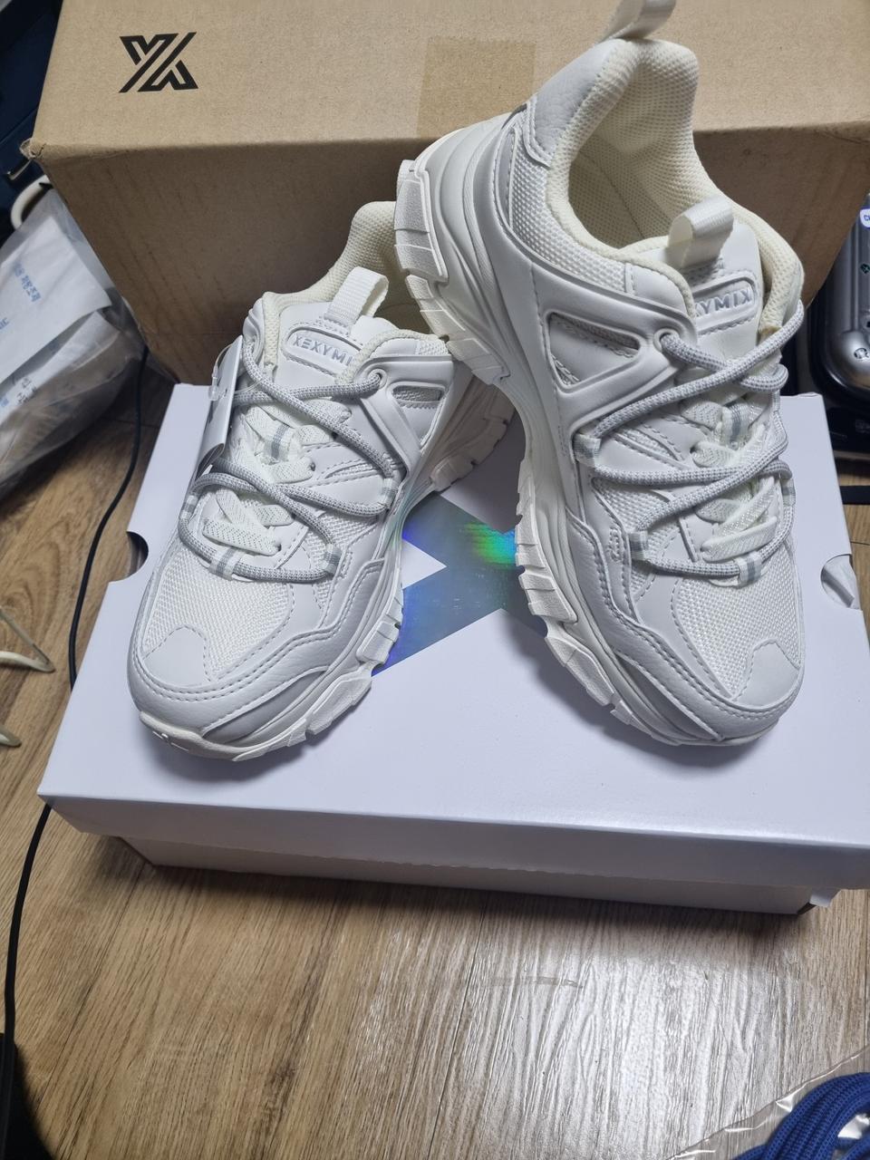 젝시믹스 운동화 230