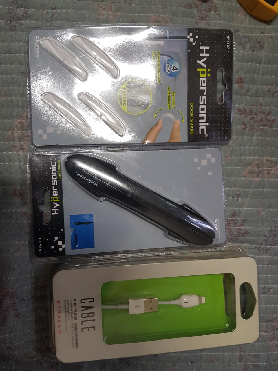 자동차도어가드와usb충전선신품3개일괄판매