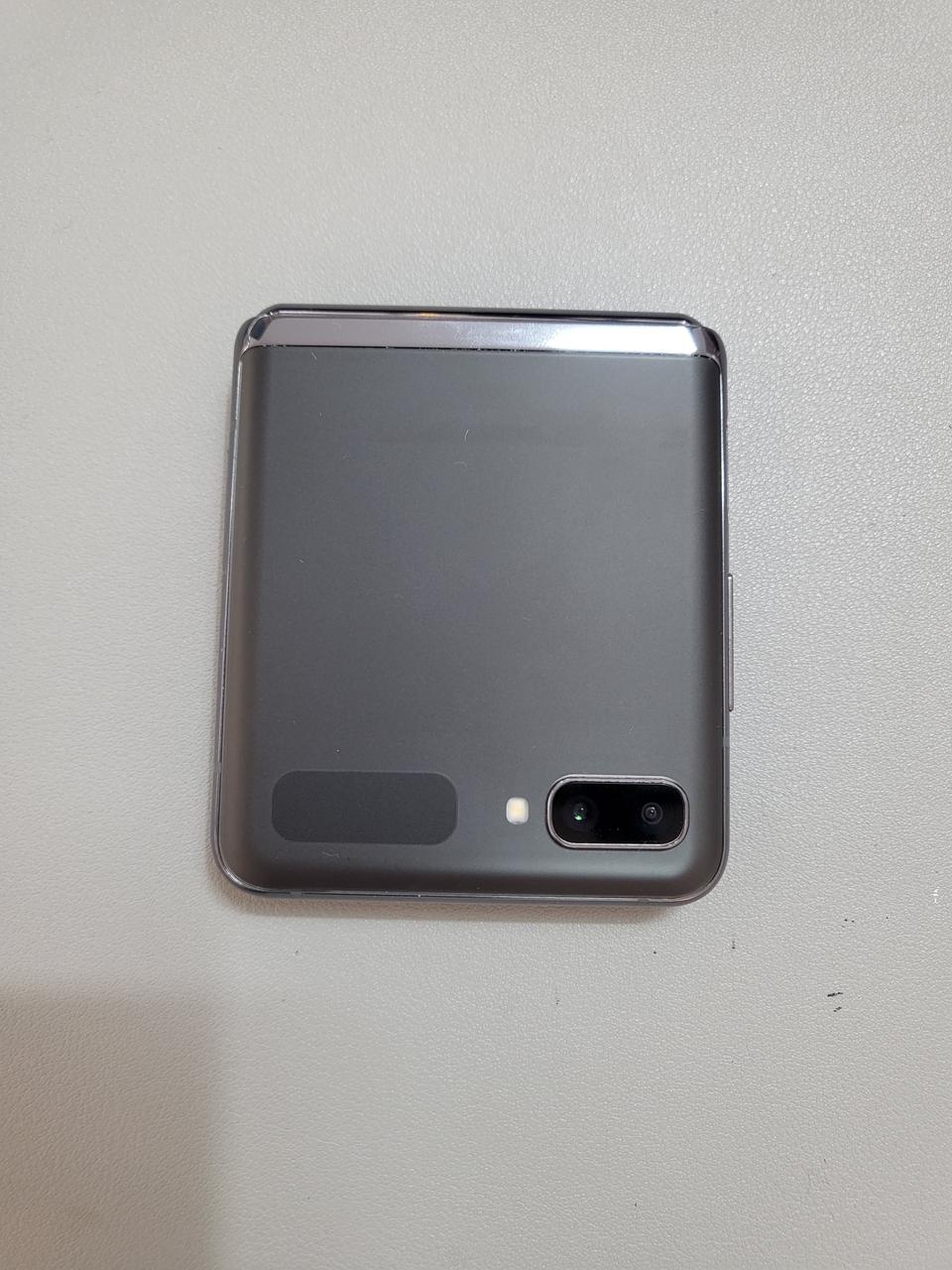 Z플립 5G 액정파손 부품용 판매(8) // 수원