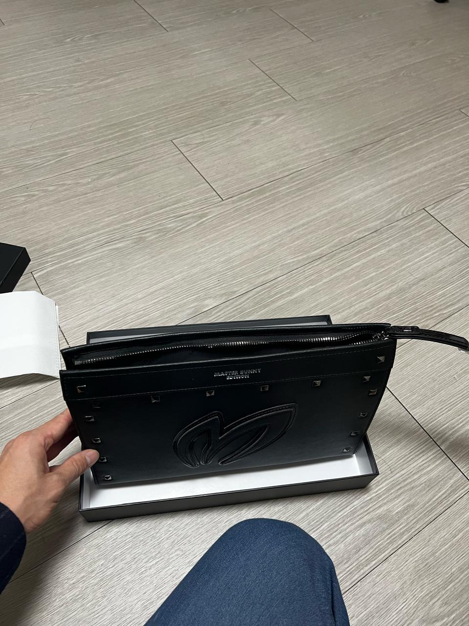 마스터 바니 파우치. 새상품