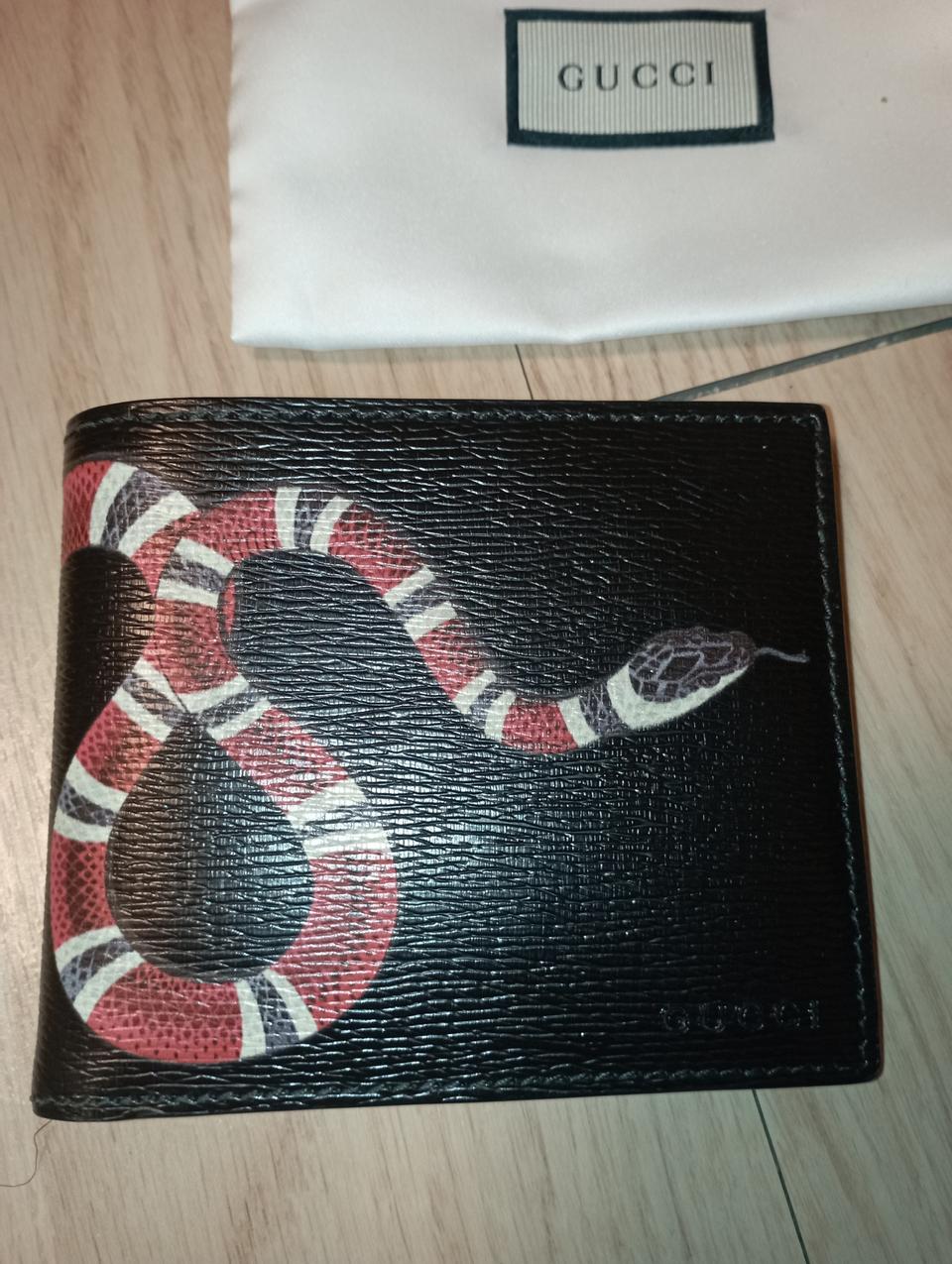 구찌스네이크 한정판 풀박스(새상품)