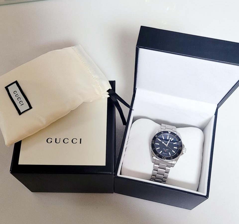 구찌시계 다이브 YA136.301 정품