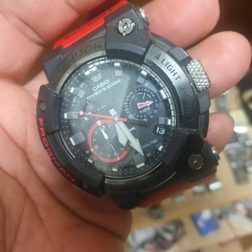 g shock  frogman