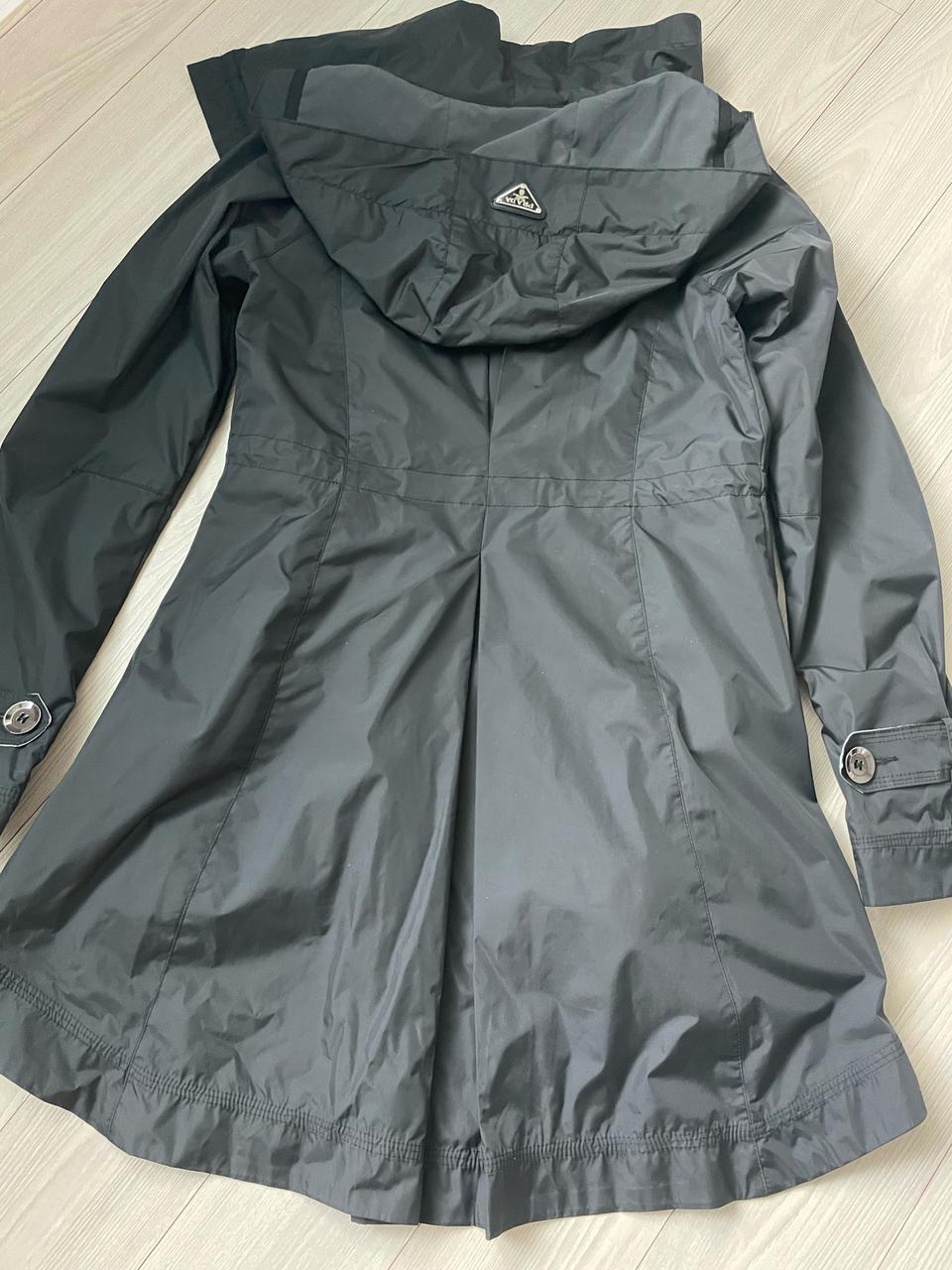 정품"프라다 여성 바람막이