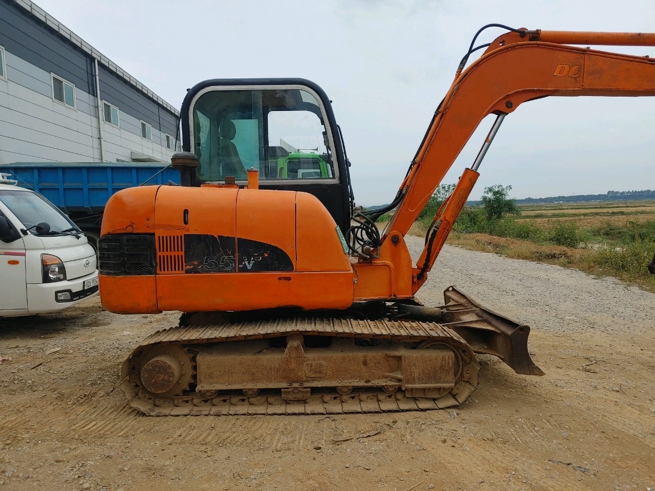 두산 02 굴삭기 팝니다