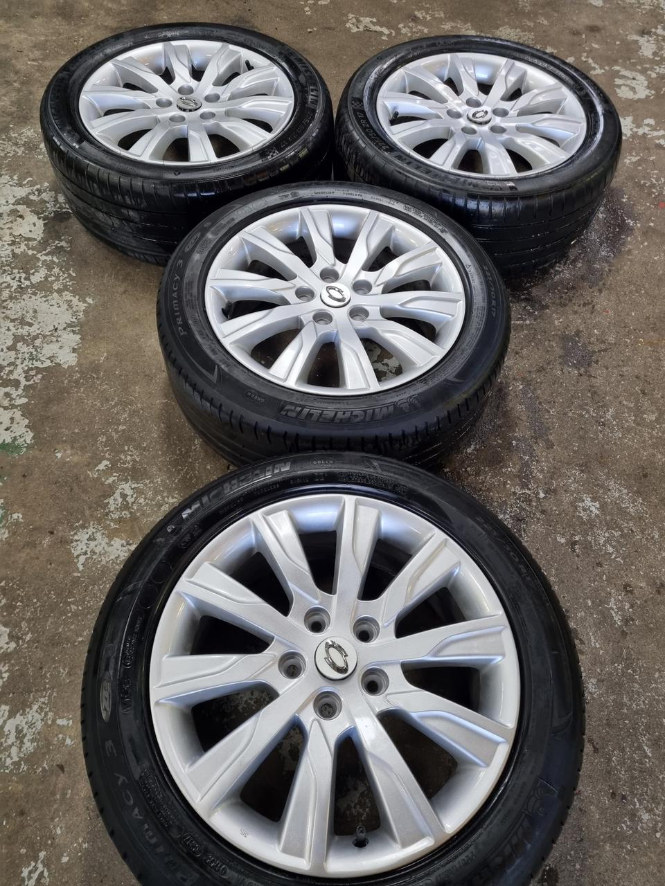 삼성뉴sm5.L43.17인치.실버도장중고휠타이어